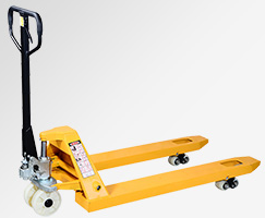 冠航液壓搬運(yùn)車助力地下室變電箱安裝