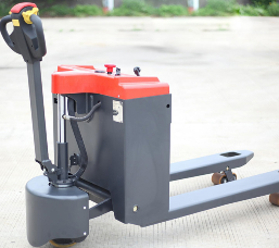 電動叉車的價位會受到品牌，型號，配置等因素的影響